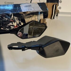 Universal motorcycle mirror